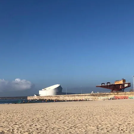 Bed & Breakfast Godinho's House 4*