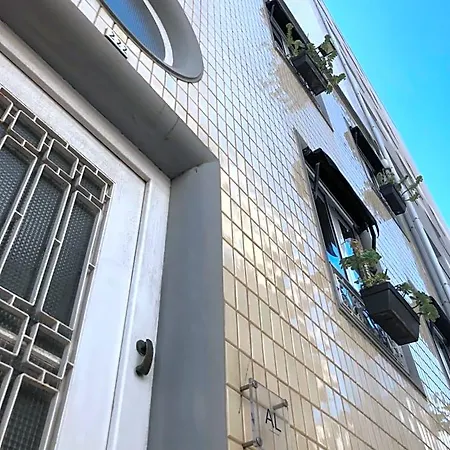 Alojamento de Acomodação e Pequeno-almoço Godinho's House