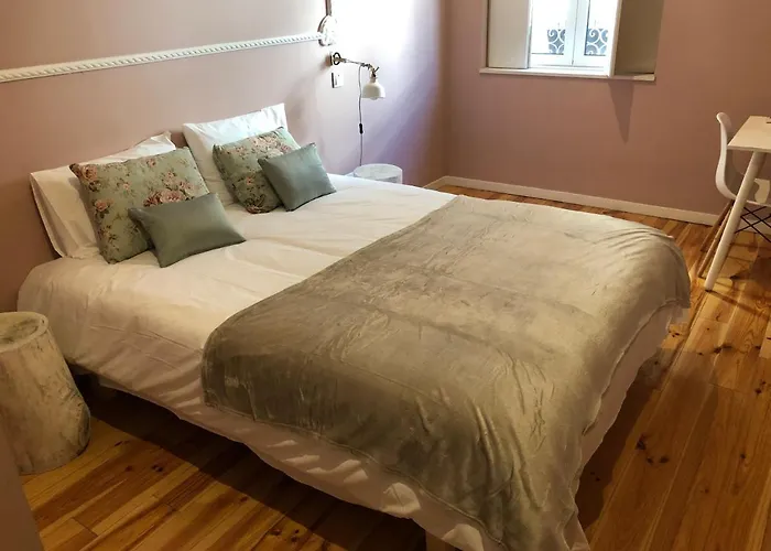 Godinho's House Bed & Breakfast