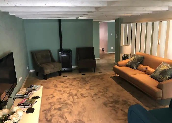 Godinho's House Bed & Breakfast 4*